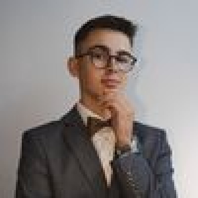 Adrián  is looking for a Room in Breda
